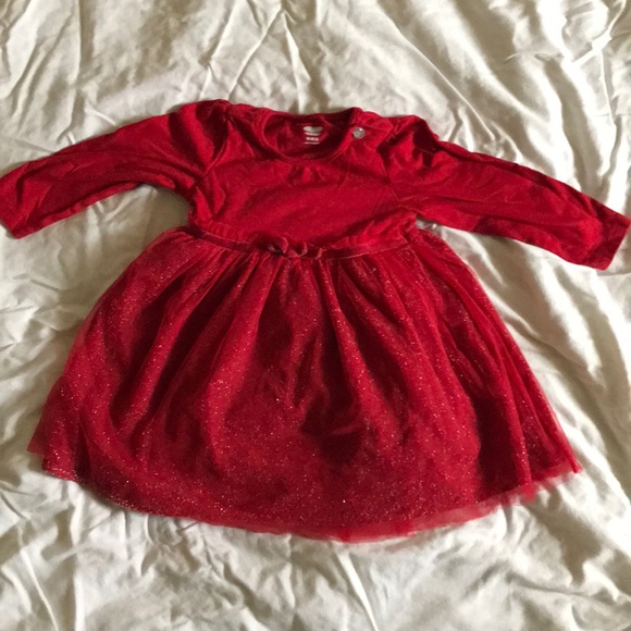 Red pretty dress - Picture 2 of 4